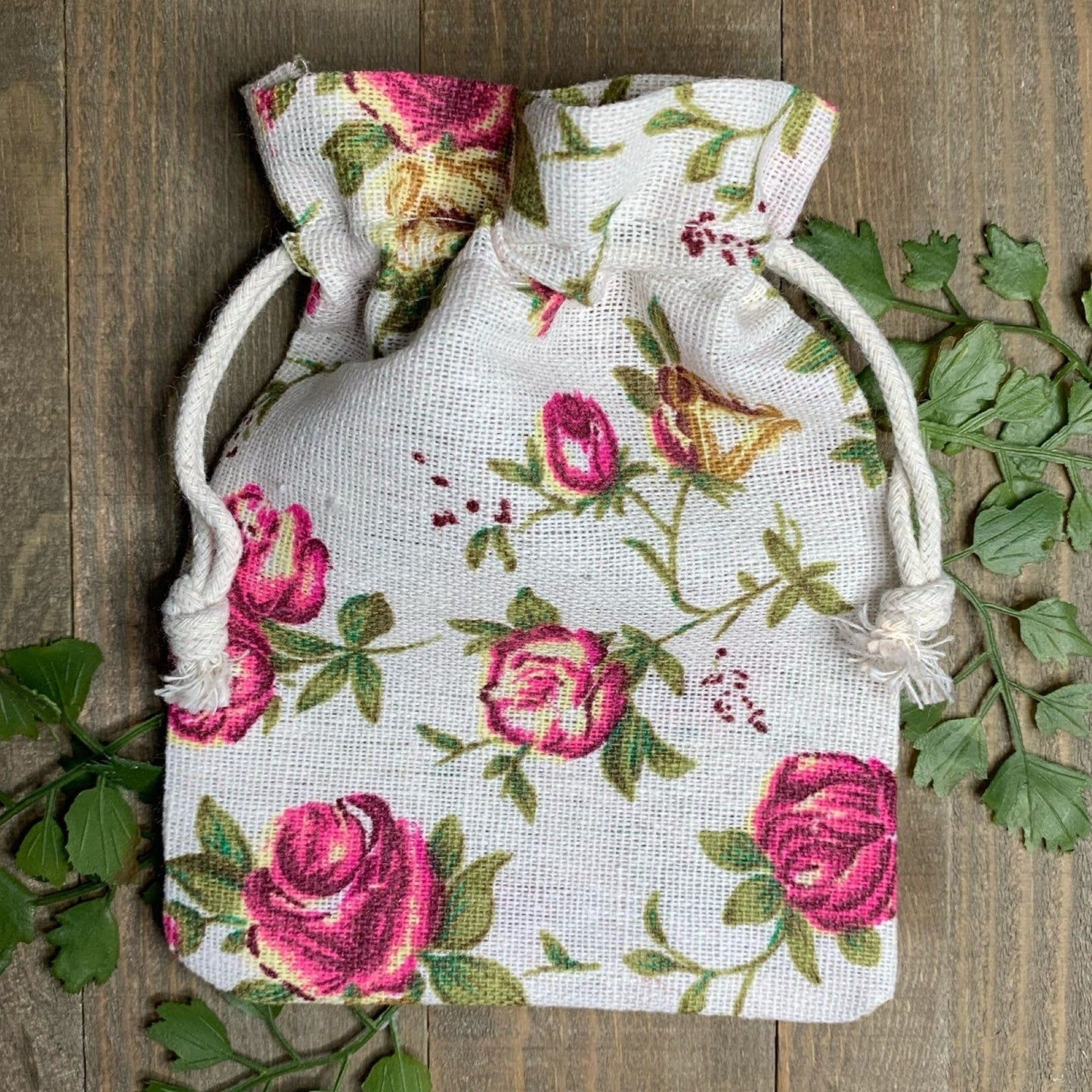 Gift Bags Rose Print Set of 4 | Size 4X5.5 Burlap Drawstring Bags | Party Supplies